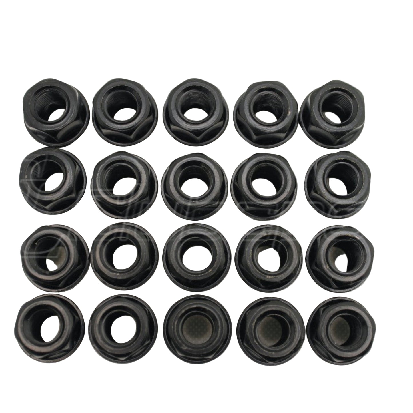 Radstehbolzensatz mit Muttern