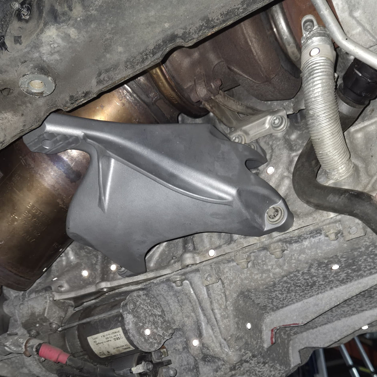 BMW E8x / E9x B58 Motorhalter Aluminium