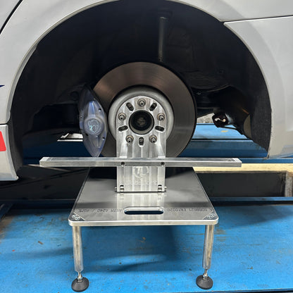 TLC Motorsport Hubstand-System / Radnaben-Achsvermesssystem
